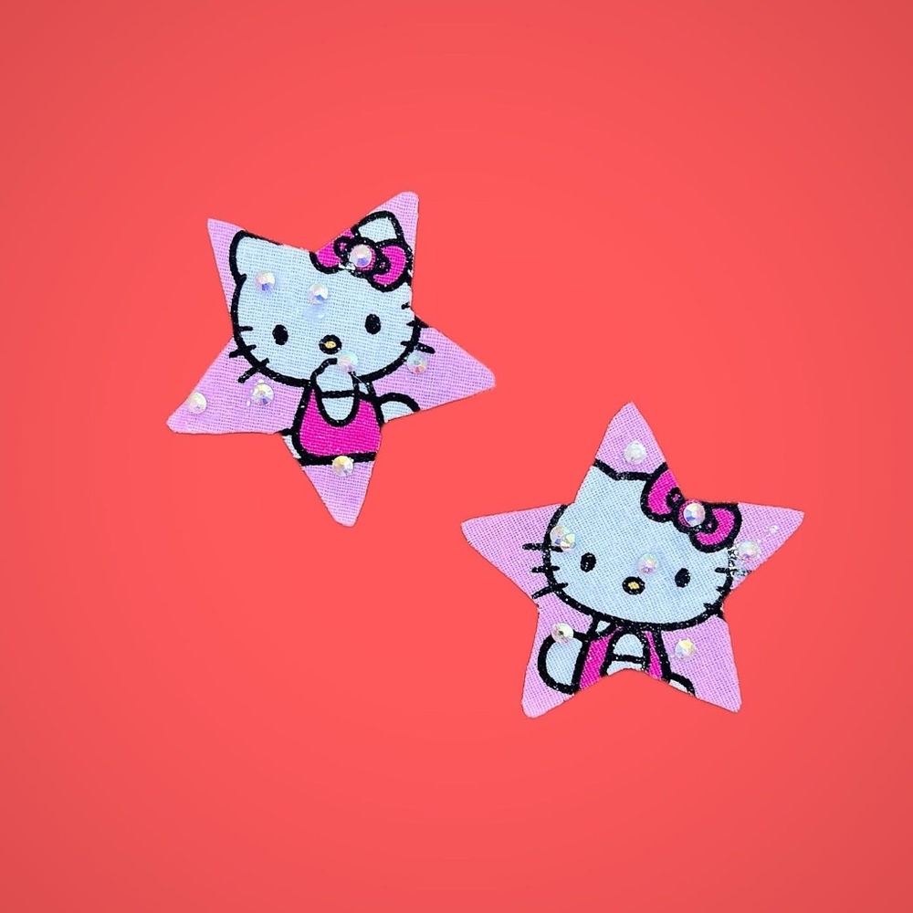 HELLO KITTY NIP PASTIES